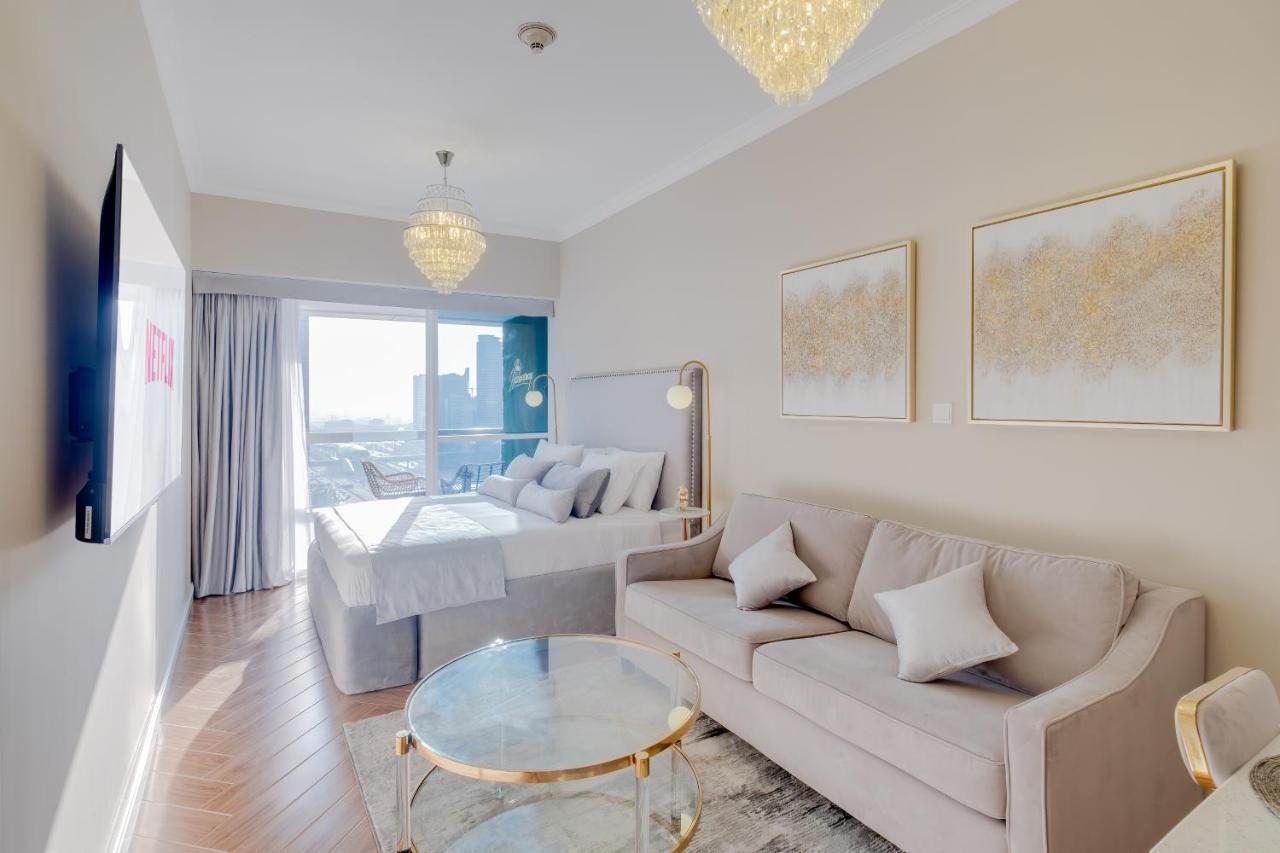 Luxury Apt - Rooftop Pool - City View دبي المظهر الخارجي الصورة